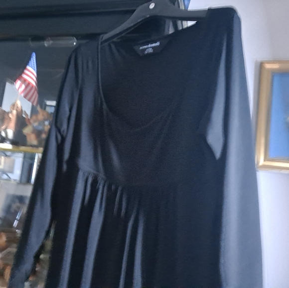 Norma Kamali BLACK DRESSLONG SLEEVE - Picture 3 of 8
